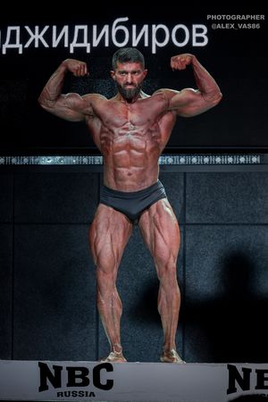 CLASSIC PHYSIQUE